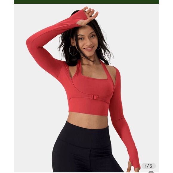 NWT Size Med Halara Softlyzero™ Plush Halter Thumb Hole Long Sleeve Cropped 2-in - Picture 1 of 1